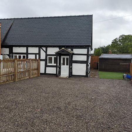 Characterful 2 Bed Cottage, Quiet Village Setting Ashleworth Exterior foto